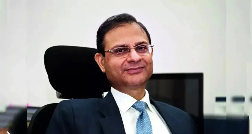 Business Fortune: RBI Sets Rules for NBFCs Entering Banking