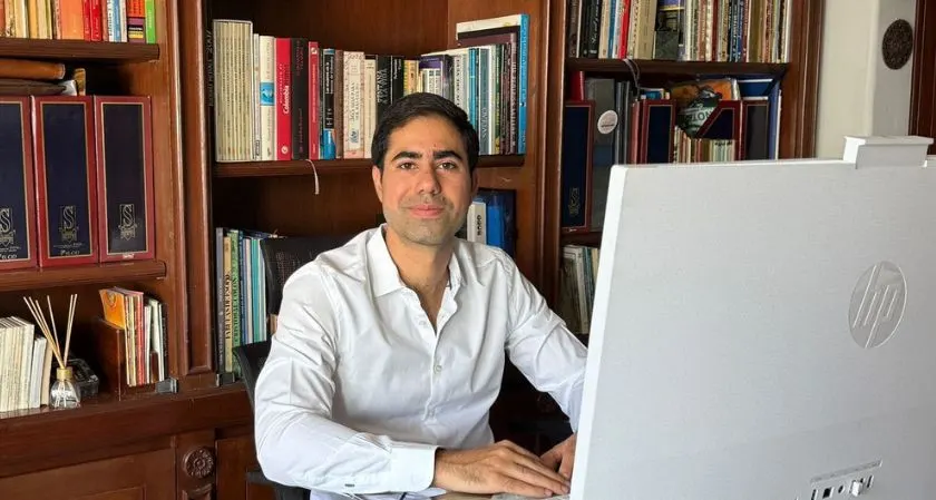 Luis Hurtado, CFO of Seeri, leading operational finance through data analytics and AI for global growth.